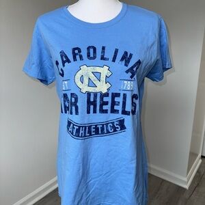 UNC Tar Heels Carolina Blue T-Shirt L Ladies New Agenda Gildan Heavy Cotton NWT‎